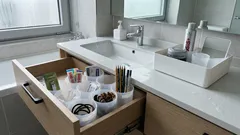 양말 정리 컵으로 서랍이 미로에서 지도처럼 바뀌는 정리법